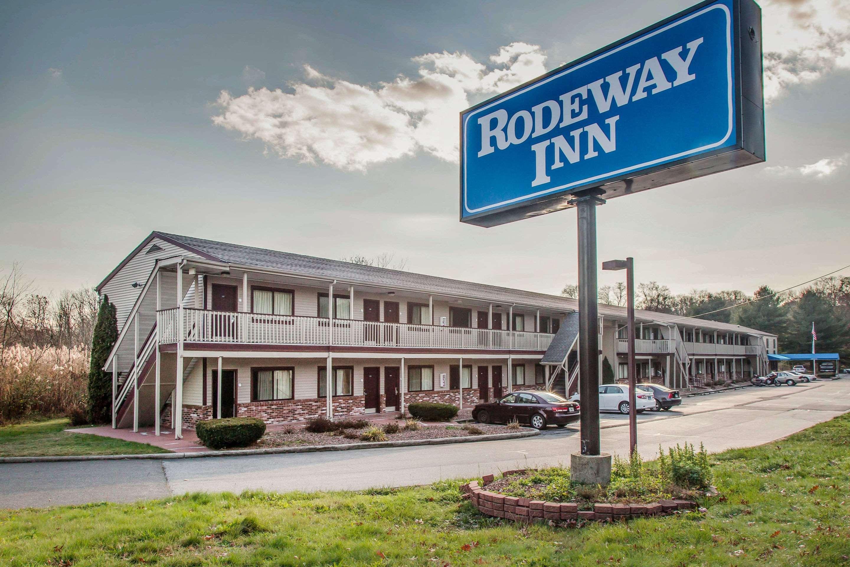 Rodeway Inn Groton Ngoại thất bức ảnh